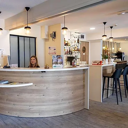 Brit Confort Hotell Saint-Lo