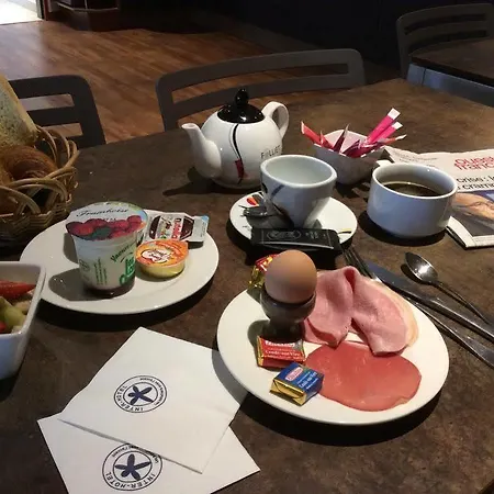 Hotel Brit Confort Saint-lô Saint-Lô