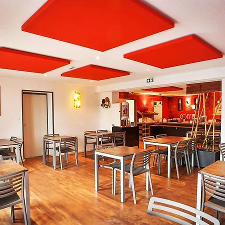 Hotel Brit Confort 3*