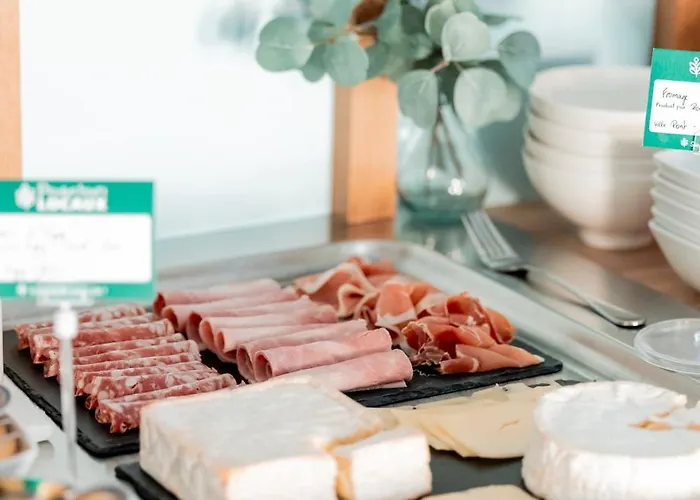 Hotel Brit Confort 3*