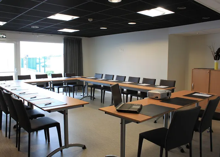 Brit Confort Ξενοδοχείο 3*