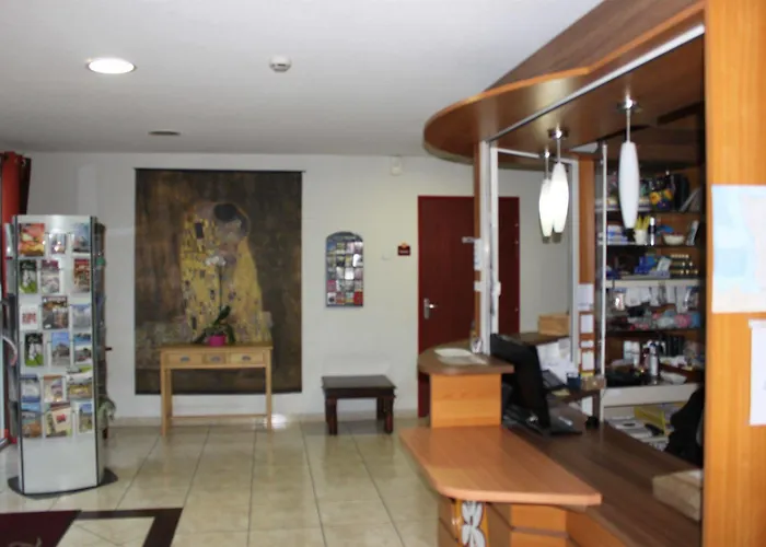 Hotel Brit Confort Saint-Lo